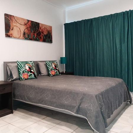 Hallandale Studio With Pool Apartamento Hallandale Beach Exterior foto